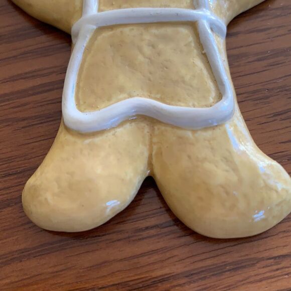 Vintage ceramic gingerbread man Christmas tree ornament - Picture 4 of 6